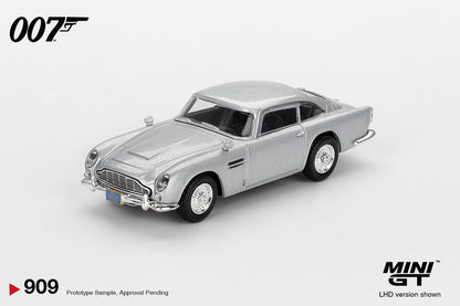 Aston Martin DB5 Casino Royale