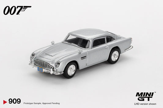 Aston Martin DB5 Casino Royale