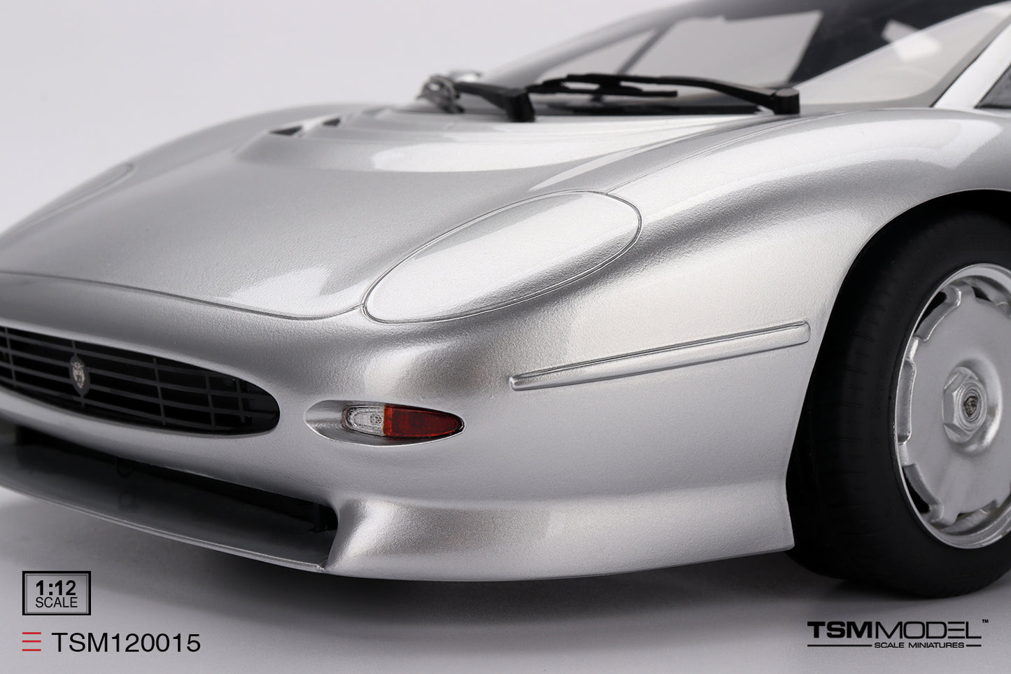 Jaguar Xj220 Silver