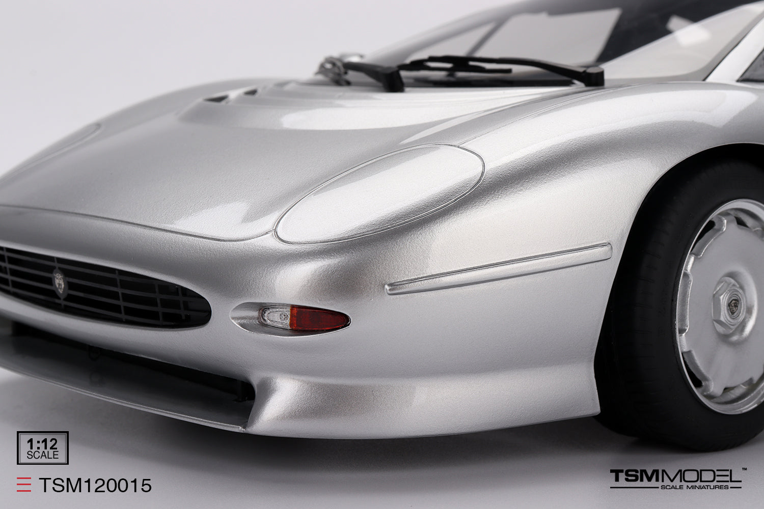 Jaguar Xj220 Silver