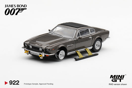 Aston Martin V8 Vantage The Living Daylights Weapons On