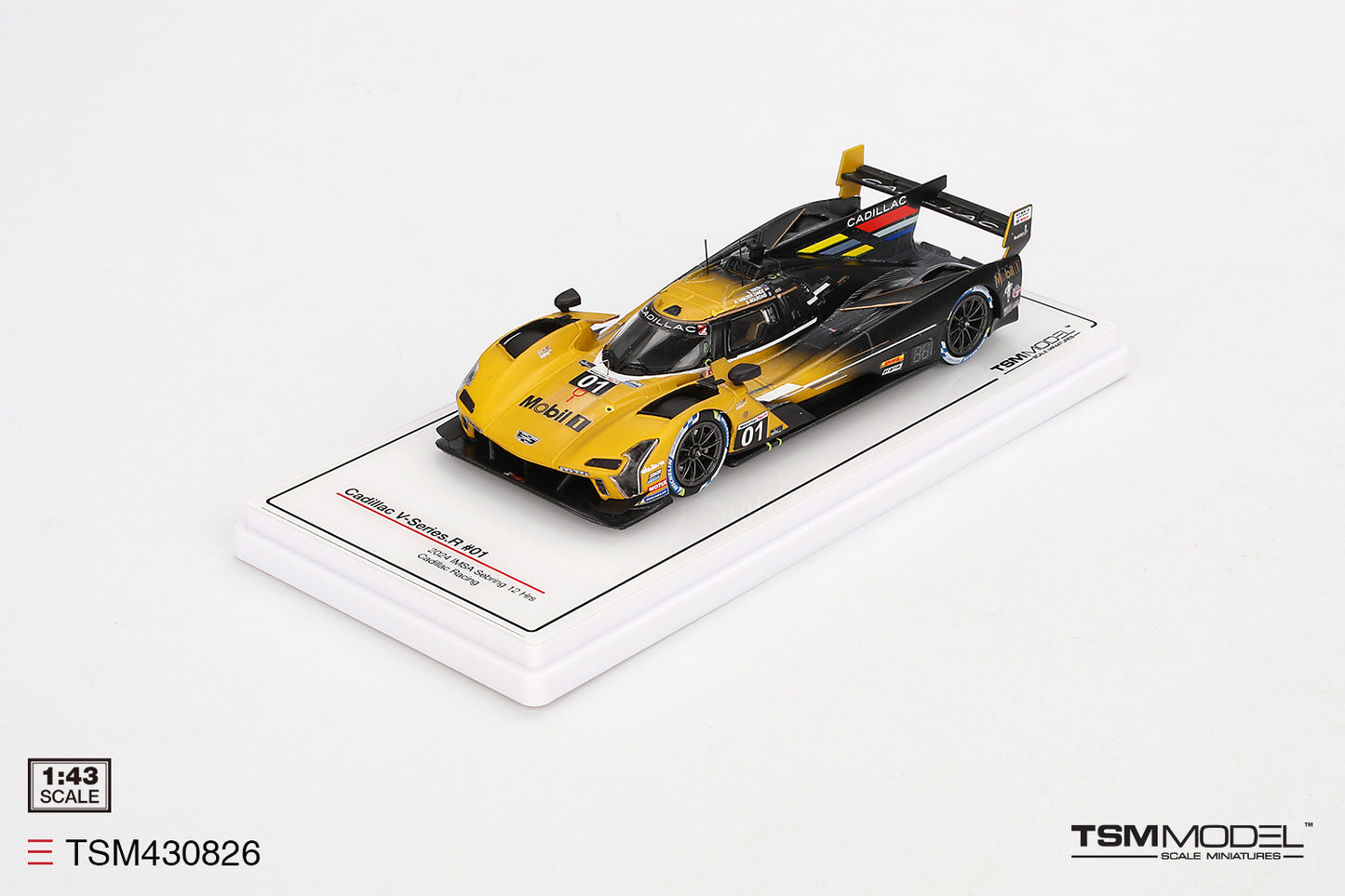 Cadillac V-Series.R No.01 Cadillac Racing IMSA Sebring 12 Hours