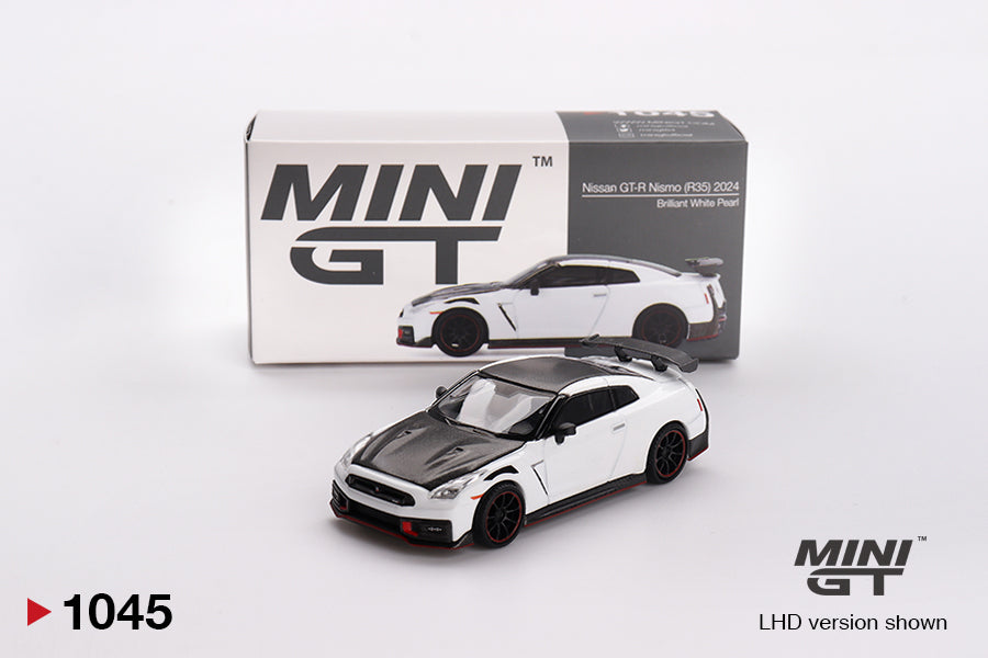 Nissan GT-R NISMO 2024 Brilliant White Pearl
