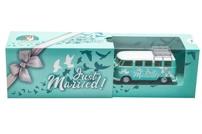 Volkswagen Campervan 'Just Married'