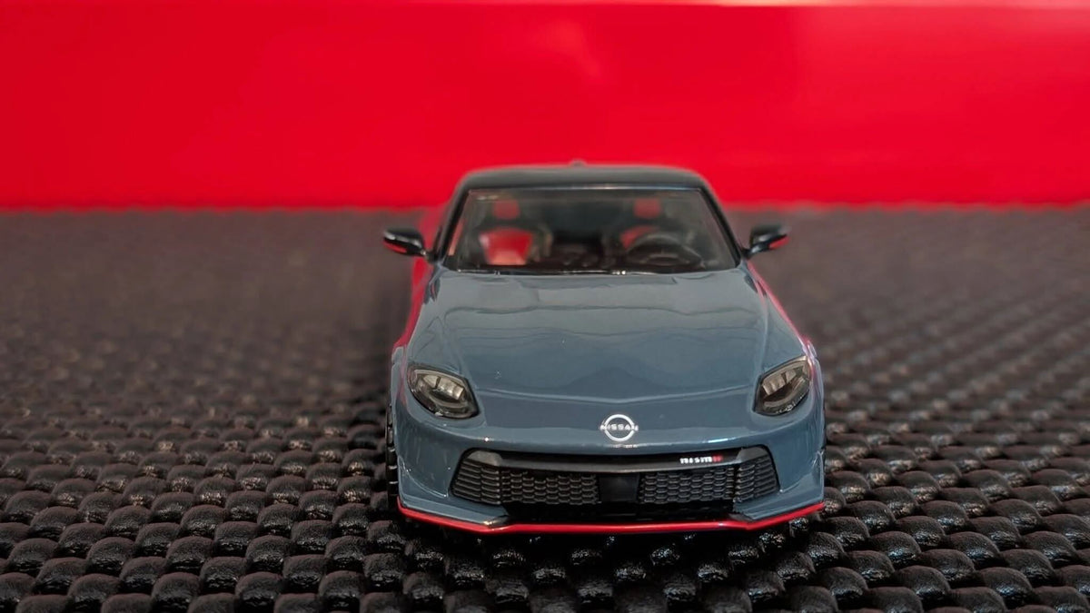 Premium Nissan Z Nismo Real Riders