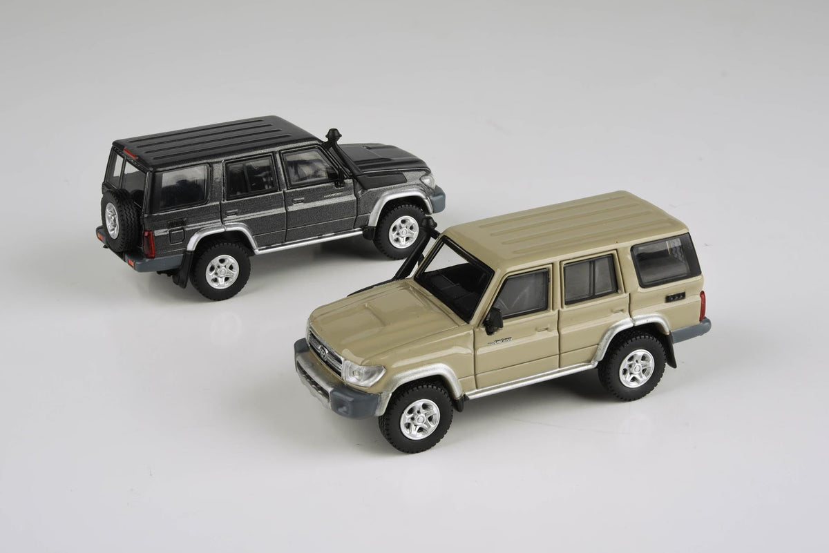 Toyota Land Cruiser LC76 Graphite Grey