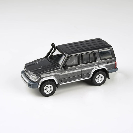 Toyota Landcruiser LC76 Sandy Taupe
