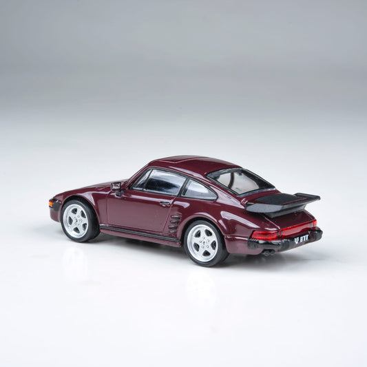 RUF BTR Slantnose Ruby Red Metallic