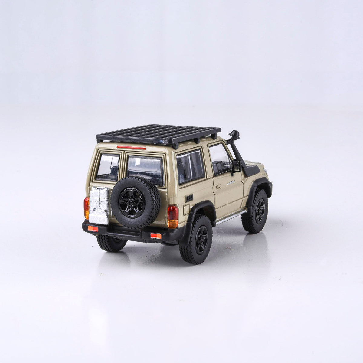 Toyota Land Cruiser 71 Sandy Taupe Anniversary Edition