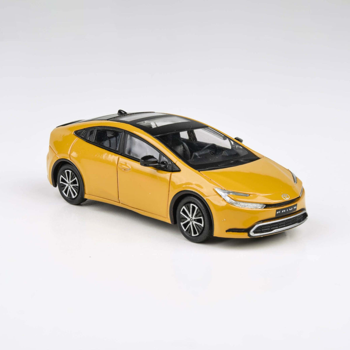 Toyota Prius Maximum Yellow/Karashi RHD