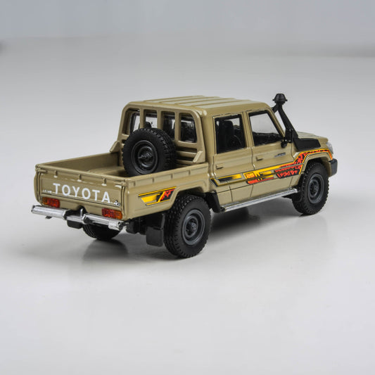 Toyota Land Cruiser 79 Sandy Taupe