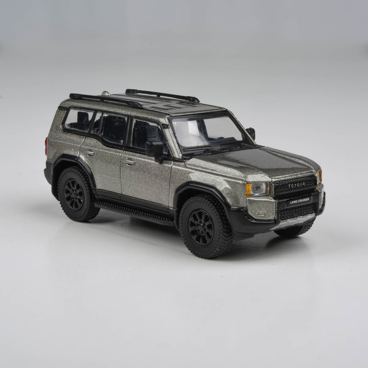 Toyota Land Cruiser 250 Meteor Silver