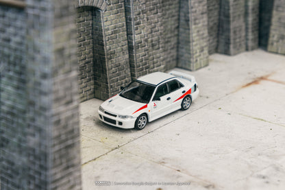 Mitsubishi Lancer RS Evolution White