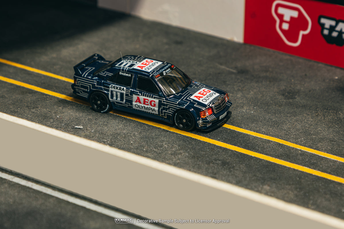 Mercedes 190 E 2.5-16 EVO 1 DTM No.11 D. Snoeck