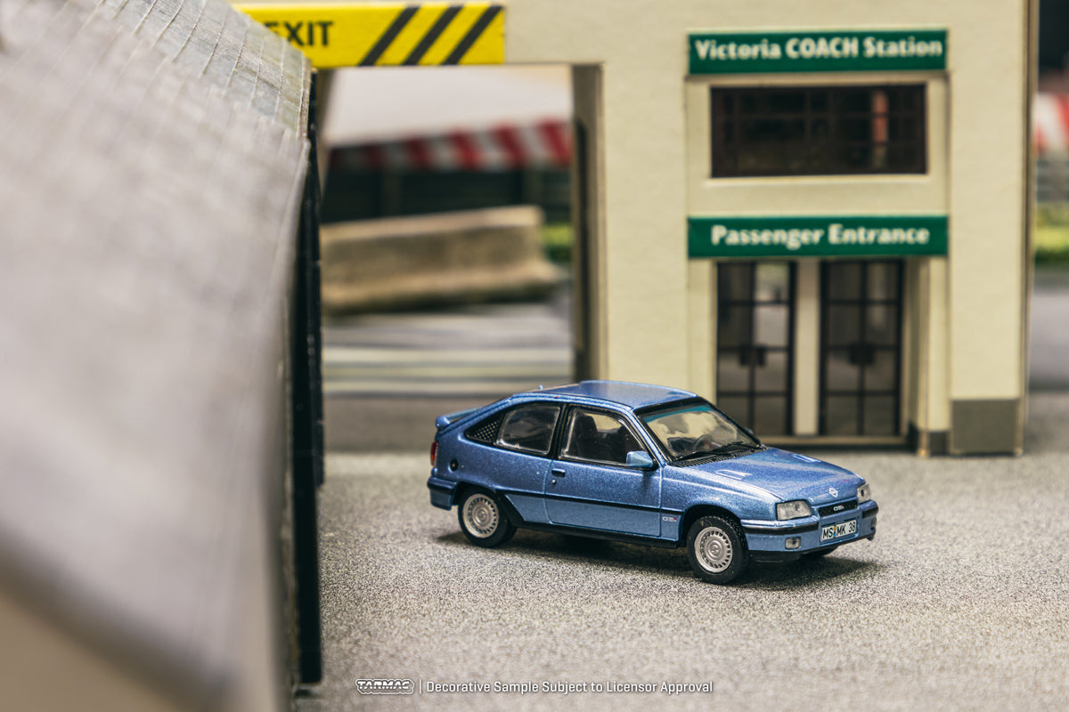 Opel Kadett E GSi Metallic Blue
