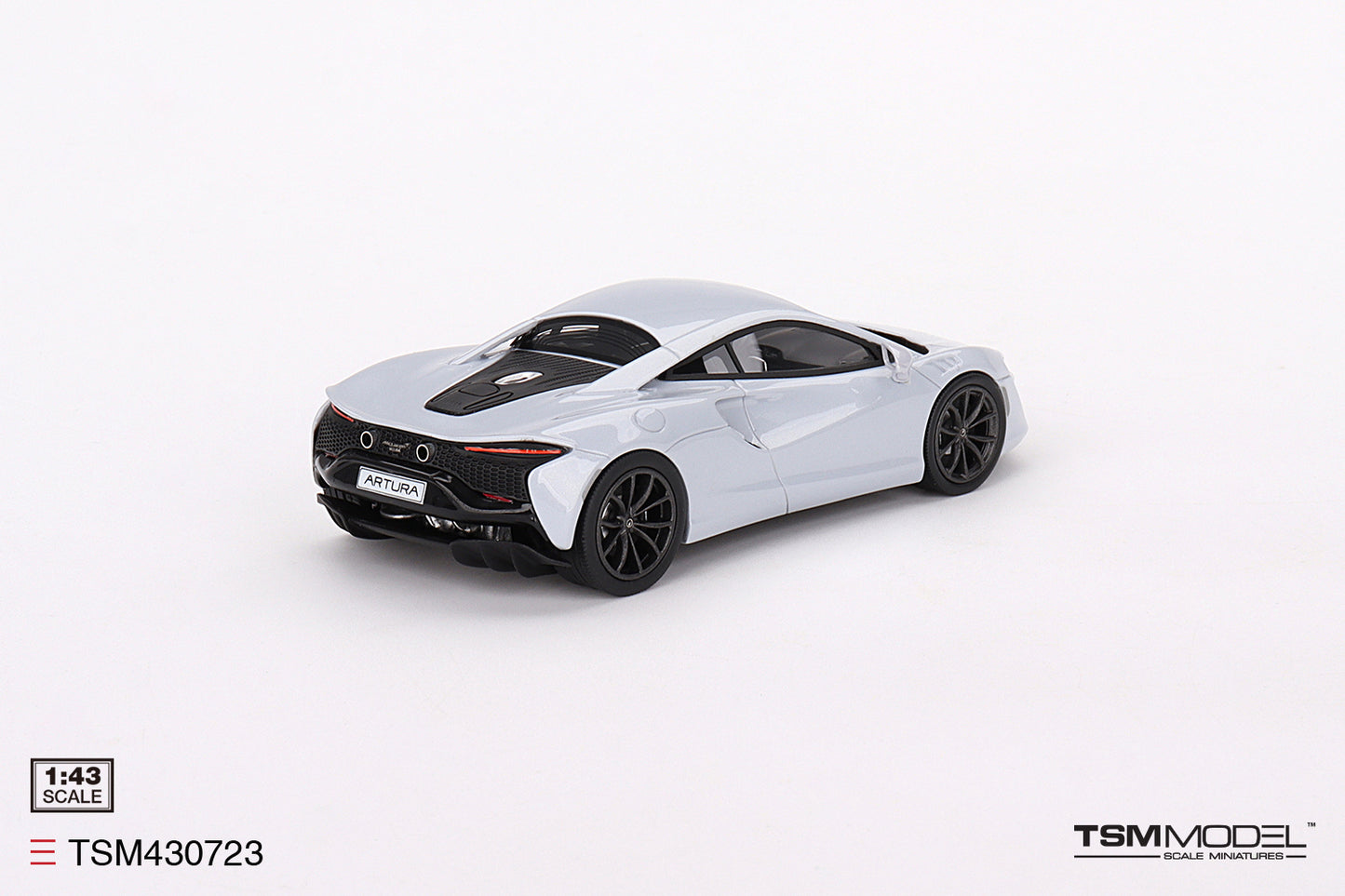 McLaren Artura Glacier White