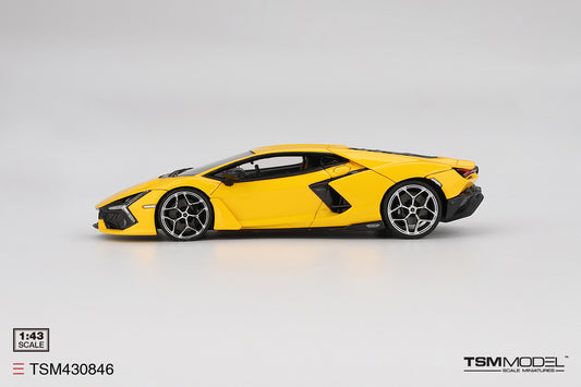 Lamborghini Revuelto Giallo