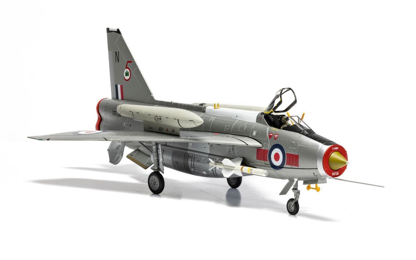 English Electric Lightning F.6 XR726/N RAF No.5 Squadron Binbrook Wing