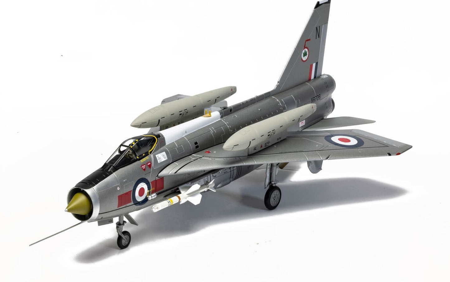 English Electric Lightning F.6 XR726/N RAF No.5 Squadron Binbrook Wing