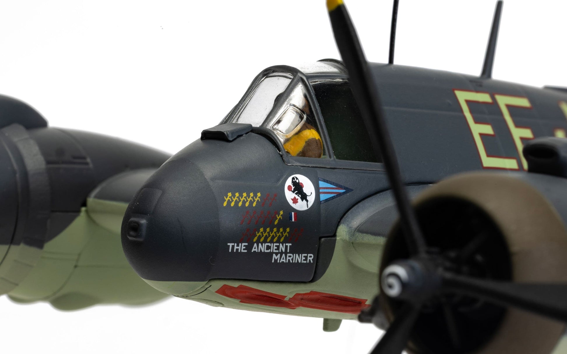 Bristol Beaufighter TF.X LZ451/EE-M 'The Ancient Mariner'