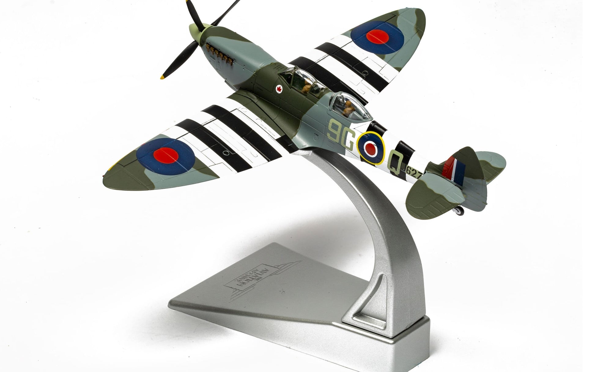 Supermarine Spitfire T9 MJ627 / 9G-Q G-BMSB