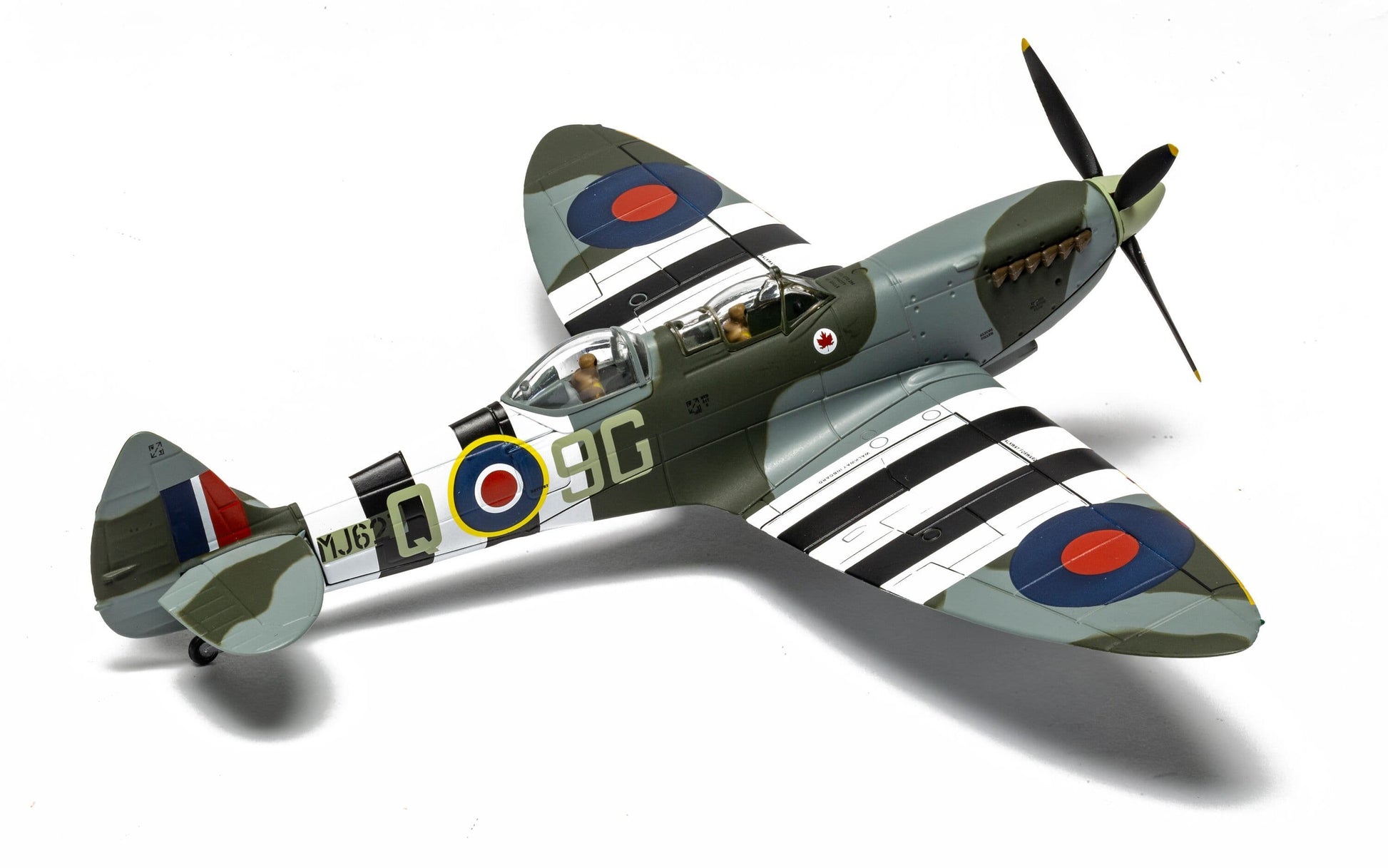 Supermarine Spitfire T9 MJ627 / 9G-Q G-BMSB