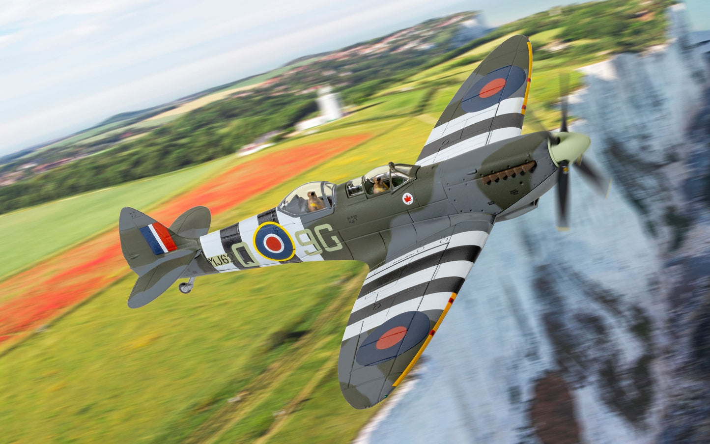 Supermarine Spitfire T9 MJ627 / 9G-Q G-BMSB