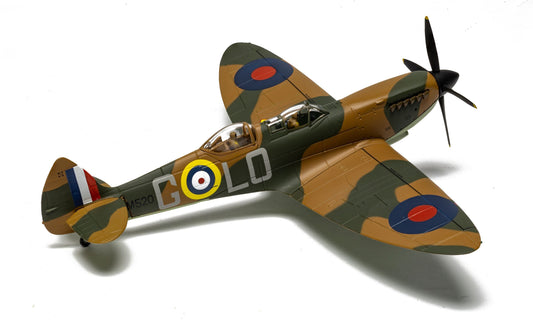 Supermarine Spitfire T9 SM520 G-ILDA RAF No.602 Squadron