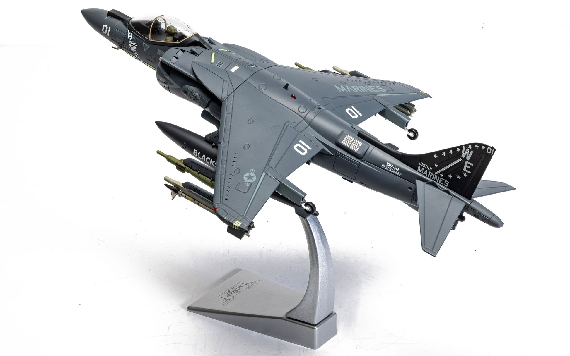 McDonnell Douglas AV-8B+ Harrier II VMA-214 'Black Sheep'