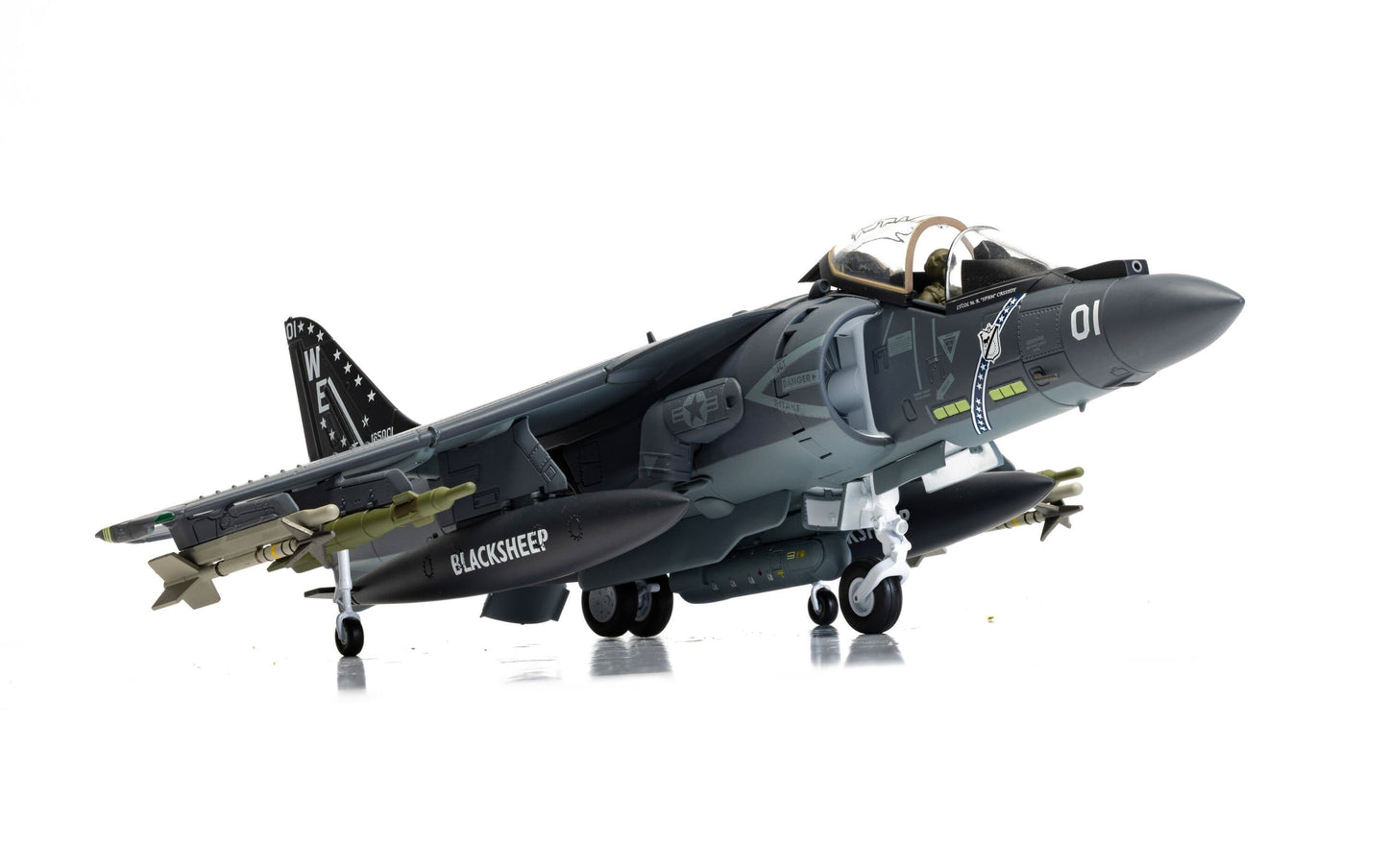 McDonnell Douglas AV-8B+ Harrier II VMA-214 'Black Sheep'