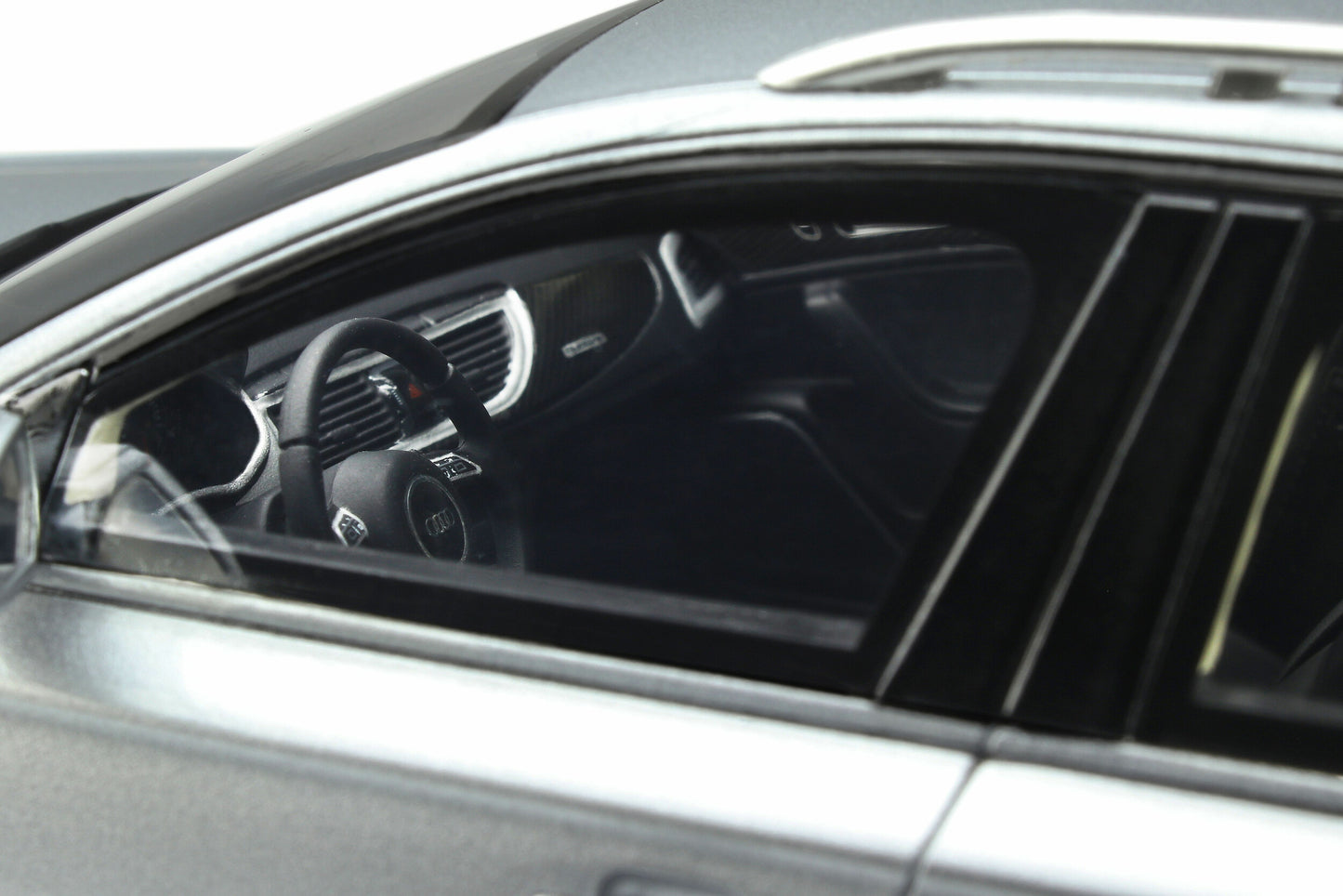 Audi A6 (C7) Allroad Floret Silver Metallic