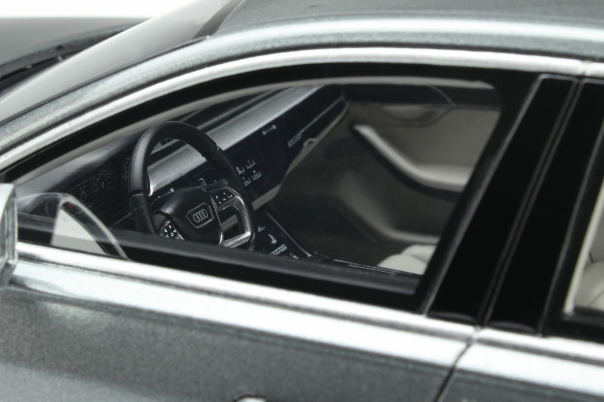 Audi S8 Daytona Grey 2020