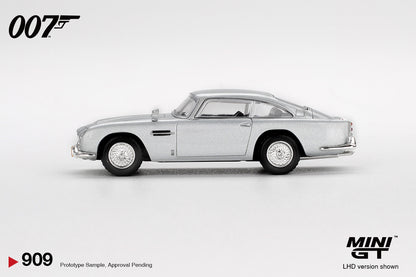 Aston Martin DB5 Casino Royale