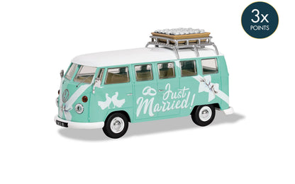 Volkswagen Campervan 'Just Married'