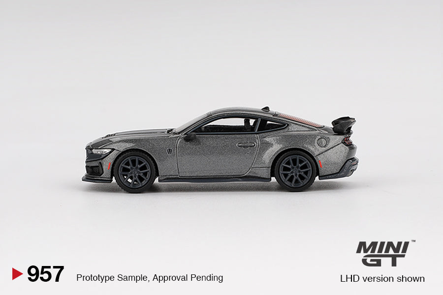 Ford Mustang Dark Horse Carbonized Grey