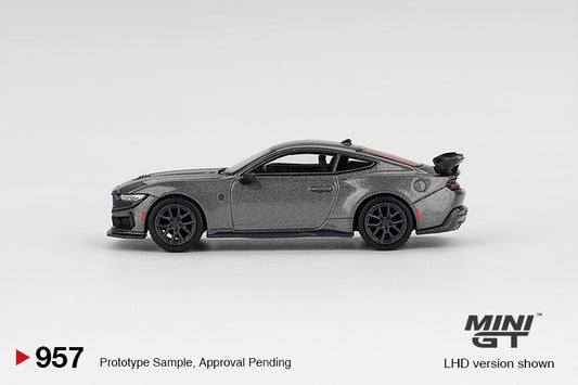 Ford Mustang Dark Horse Carbonized Grey