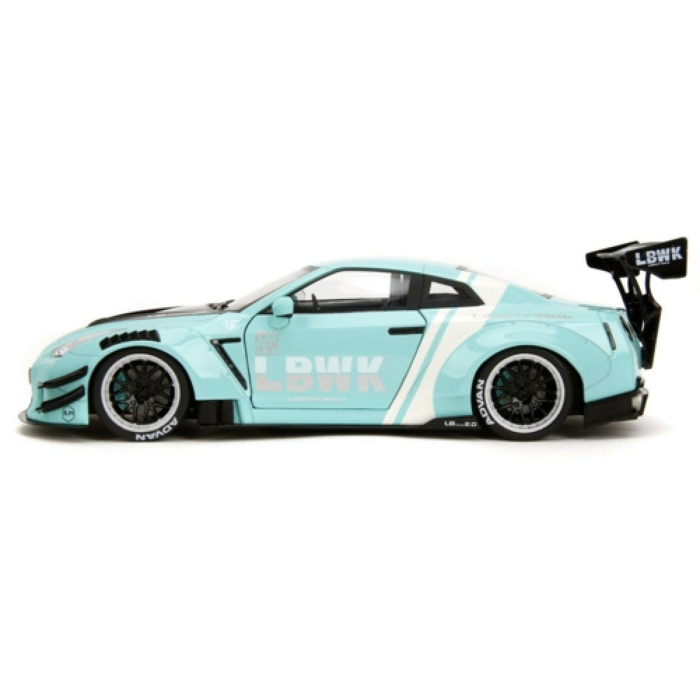 Liberty Walk Nissan GT-R R35