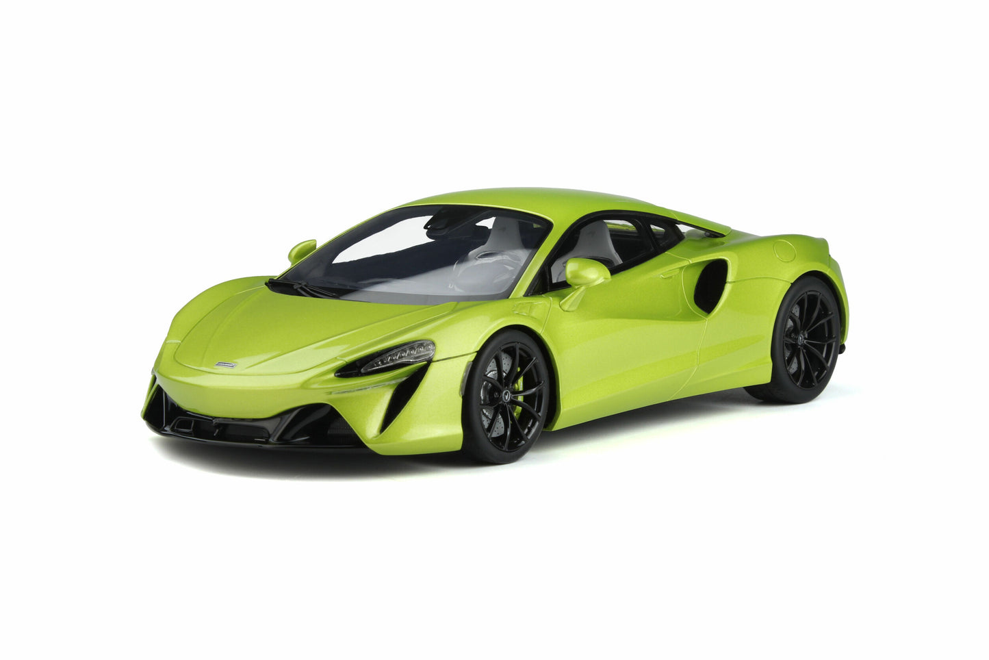 McLaren Artura Green