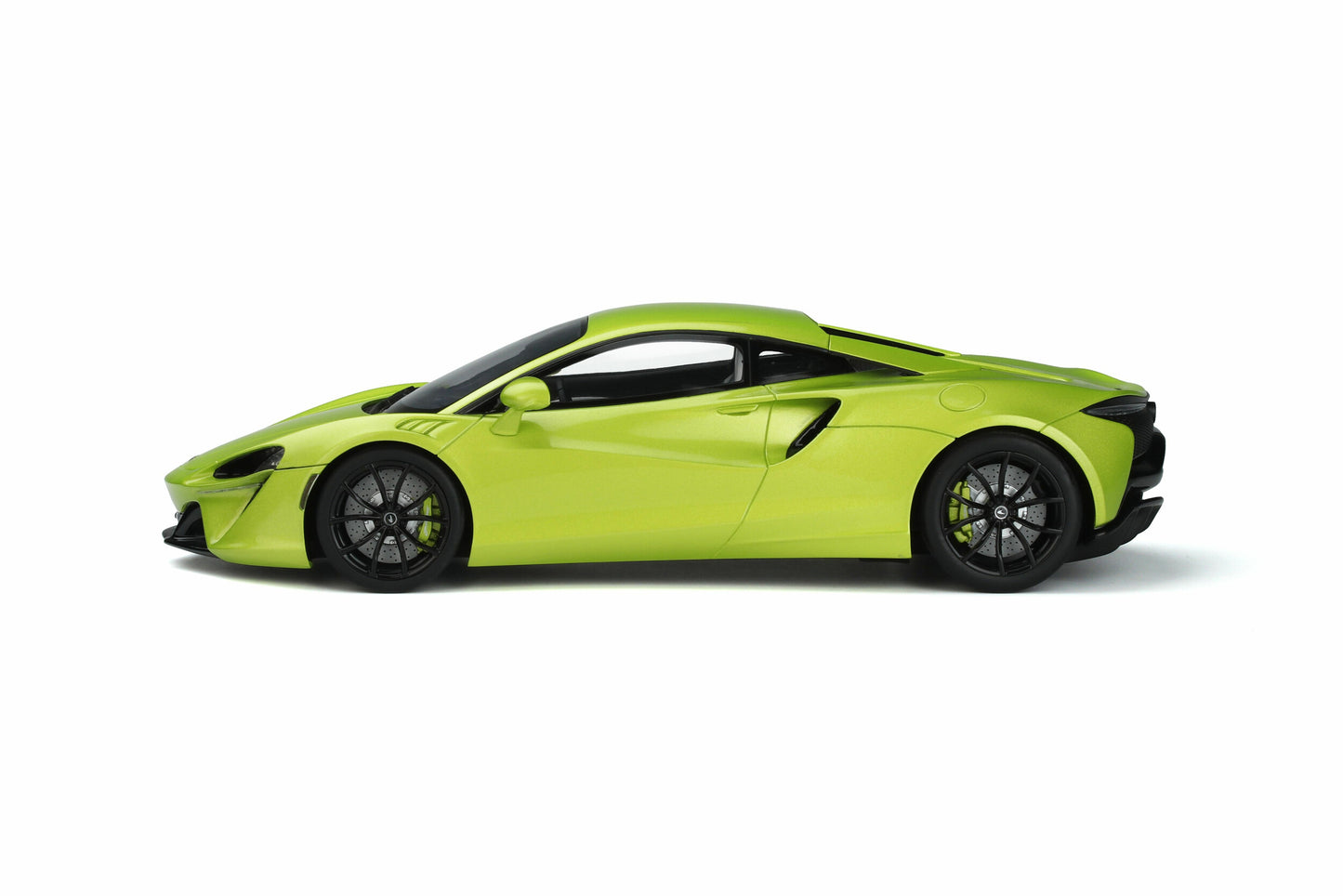 McLaren Artura Green